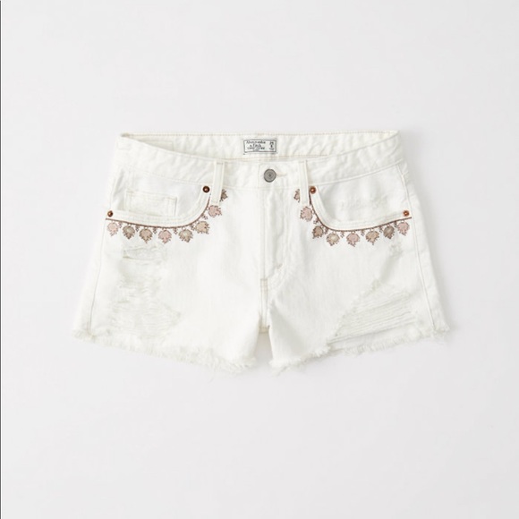 A&F Low Rise Shorts 💞 - Picture 4 of 5